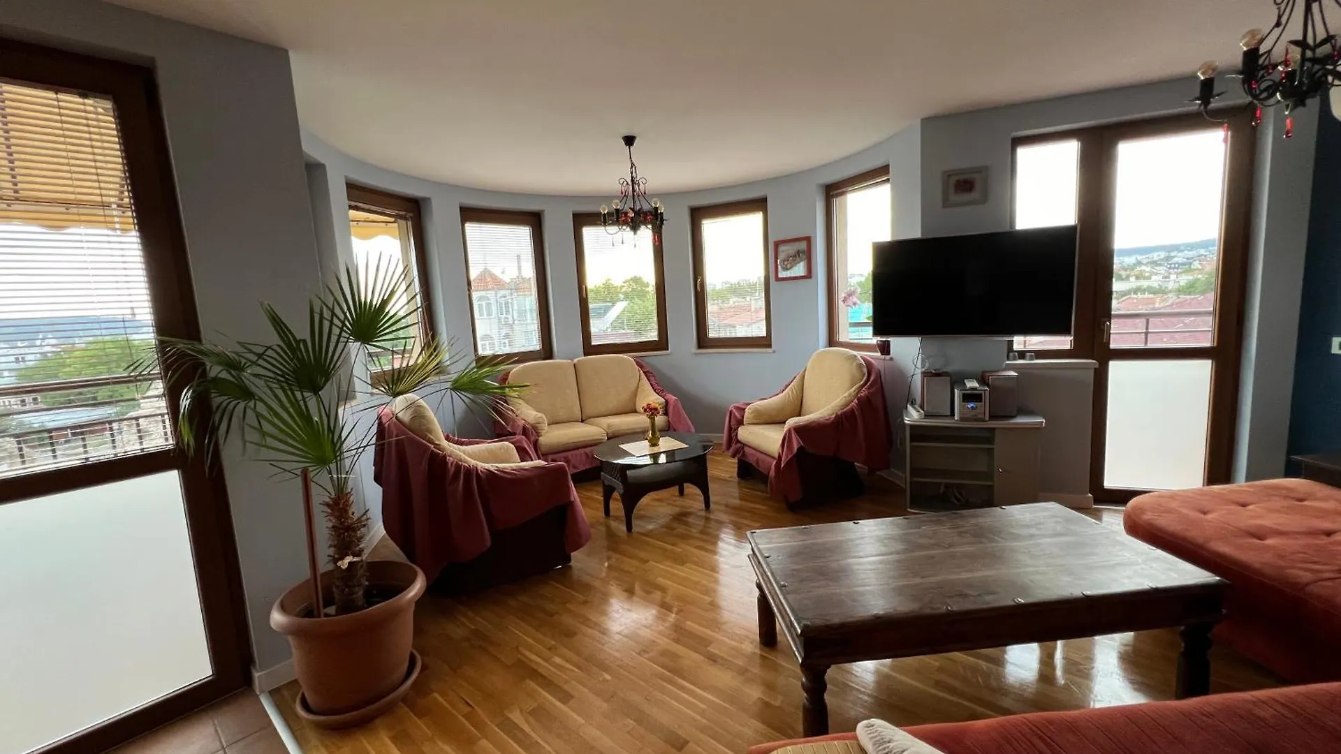 Roman Thermae Heritage Penthouse With Garage Varna